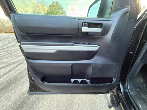 Used 2021 Toyota Tundra SR5 image 13