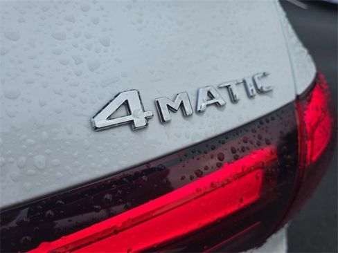 Used 2024 Mercedes-Benz GLE 450 4MATIC image 11