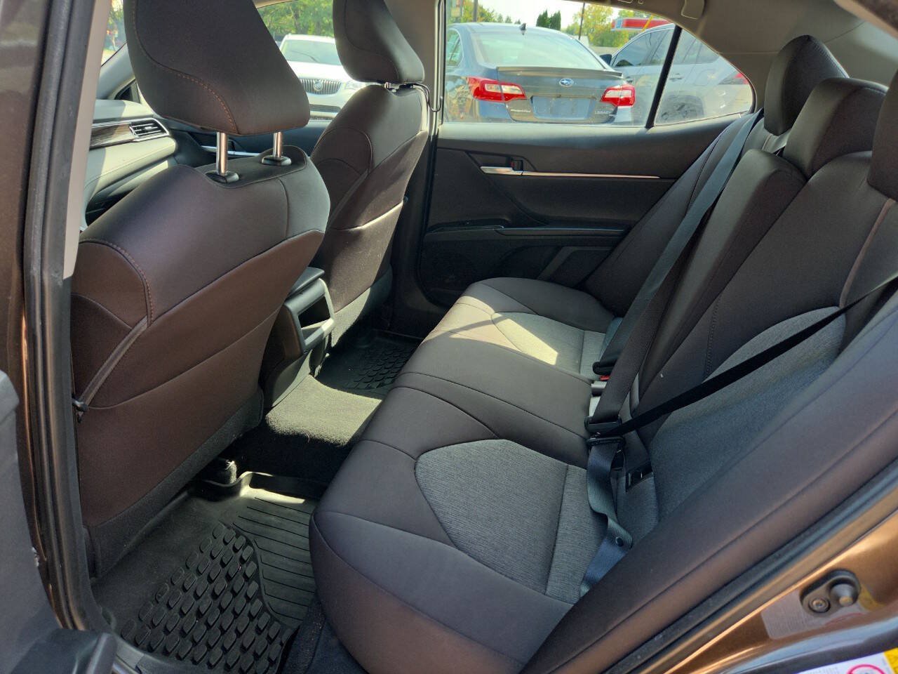 Used 2019 Toyota Camry LE FWD image 20