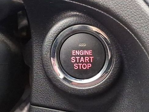 Used 2021 Subaru Crosstrek 2.5i Sport w/ Moonroof Package image 24