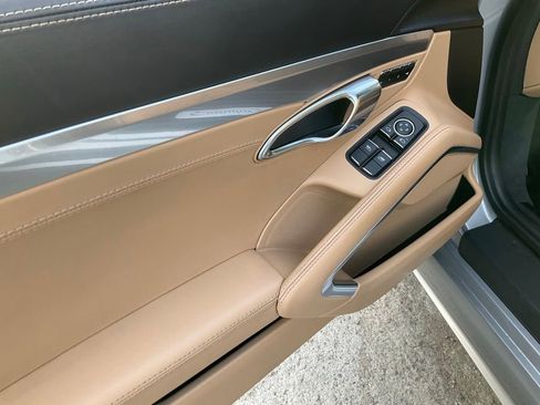 Used 2017 Porsche 718 Cayman S image 20