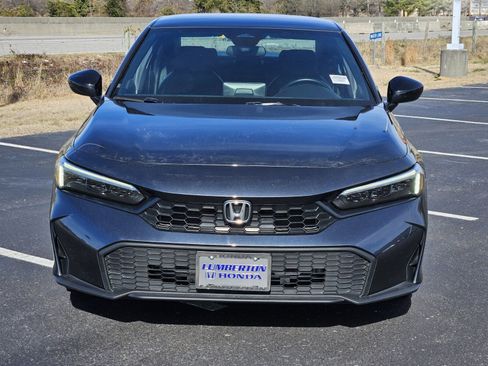 Used 2025 Honda Civic Sport image 2