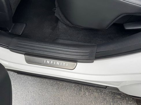 Used 2023 INFINITI QX50 Luxe AWD/4WD image 12