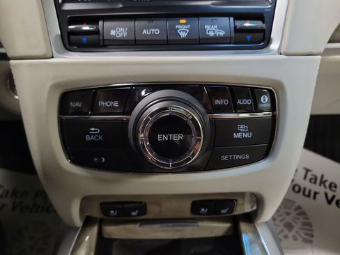 Used 2019 Acura RLX Sport Hybrid w/ Advance Pkg image 18