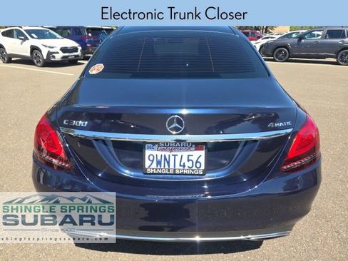 Used 2019 Mercedes-Benz C 300 4MATIC Sedan image 5