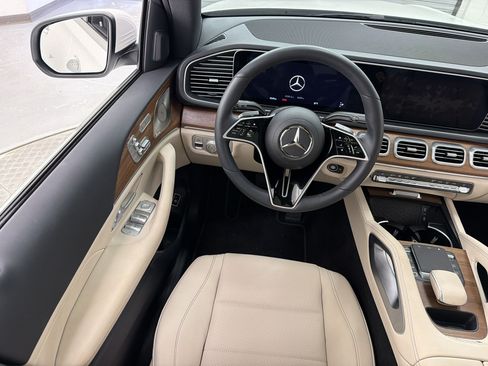 Used 2025 Mercedes-Benz GLE 450 4MATIC image 29