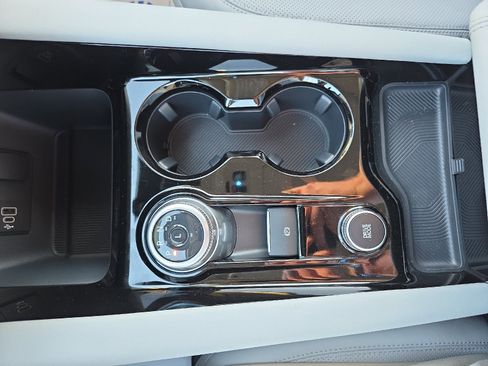 New 2026 Ford Explorer Platinum w/ LUX Leather Package image 34