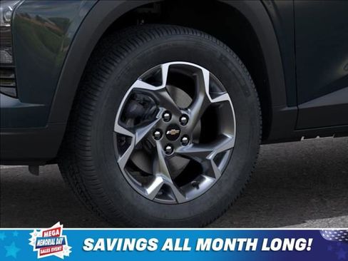 New 2026 Chevrolet Trax LT w/ Driver Confidence Package FWD image 9