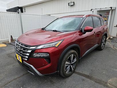 Used 2024 Nissan Rogue SL w/ SL Premium Package