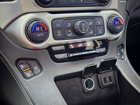 Used 2018 GMC Yukon SLT w/ Premium Edition image 31