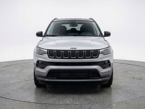 Used 2025 Jeep Compass Limited AWD/4WD image 1