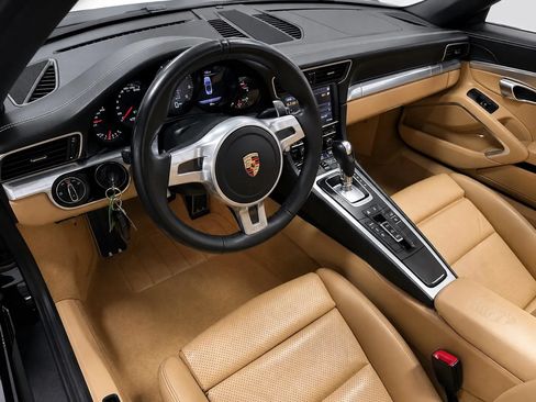 Used 2015 Porsche 911 Carrera S RWD image 11