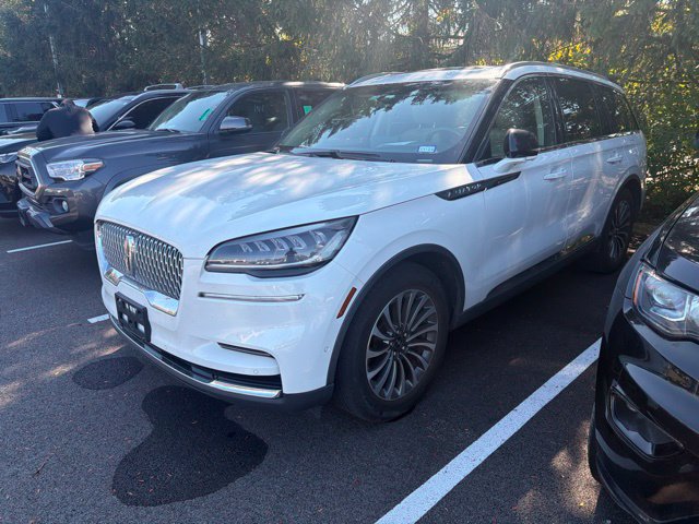 Used 2022 Lincoln Aviator Reserve w/ Equipment Group 201A RWD image 3