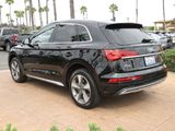 Used 2023 Audi Q5 2.0T Premium Plus w/ Premium Plus Package image 2