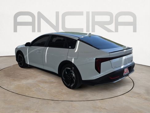 Certified 2025 Kia K4 EX image 6