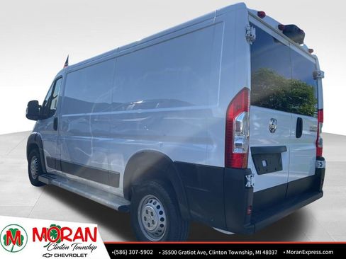 Used 2025 RAM ProMaster 2500 w/ U-Haul Equipment Group FWD image 2