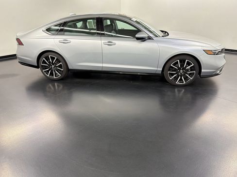 New 2026 Honda Accord Touring image 8