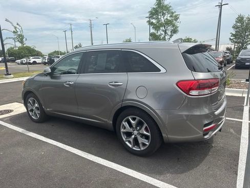 Used 2017 Kia Sorento SX AWD/4WD image 4