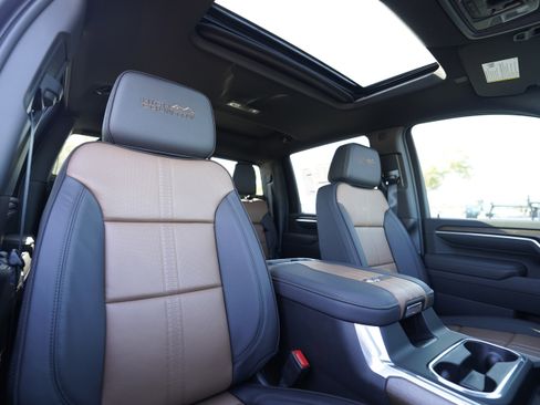 New 2026 Chevrolet Silverado 2500 High Country w/ High Country Premium Package AWD/4WD image 12