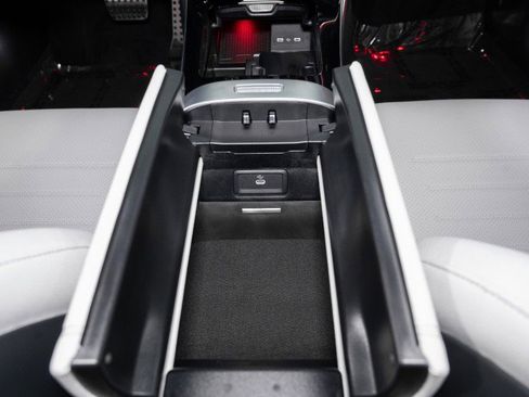 New 2026 Mercedes-Benz C 300 Sedan image 21