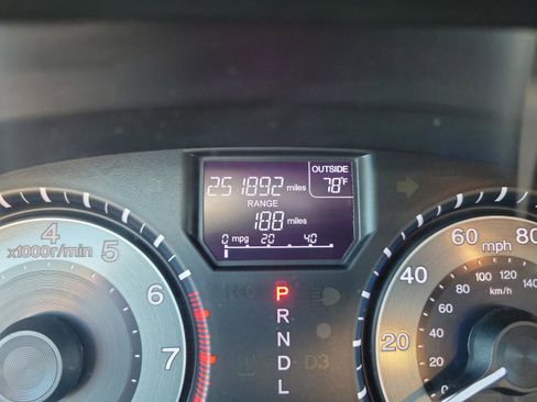 Used 2012 Honda Odyssey EX-L image 18