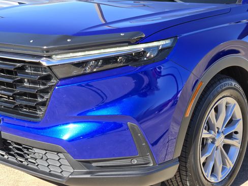 Used 2023 Honda CR-V EX-L image 9