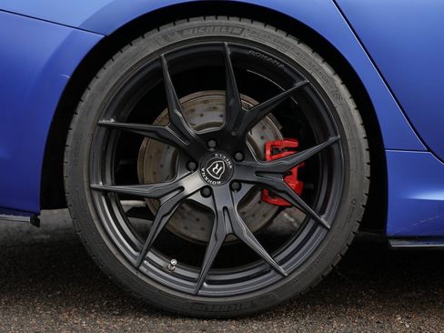 Used 2022 BMW 330i xDrive Sedan w/ M Sport Package image 12