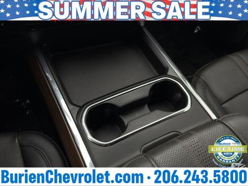 Used 2024 Chevrolet Silverado 3500 High Country w/ High Country Premium Package AWD/4WD image 17