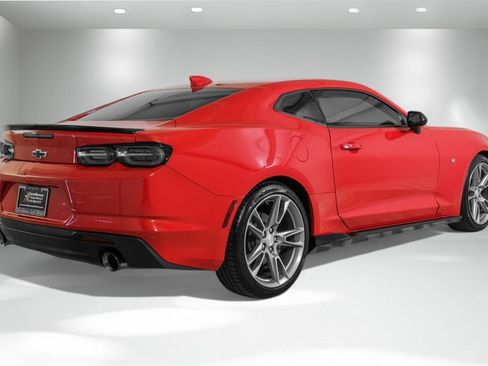 Used 2022 Chevrolet Camaro LT image 8