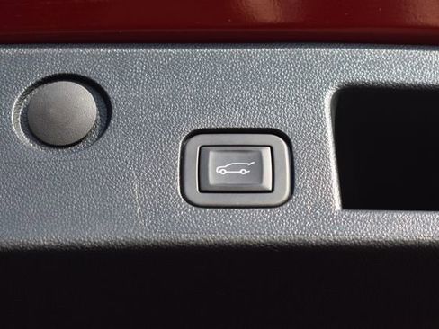 Certified 2025 Chevrolet Equinox RS AWD/4WD image 19