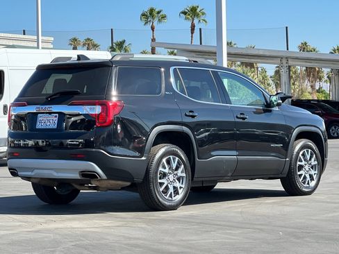 Used 2023 GMC Acadia SLT image 3