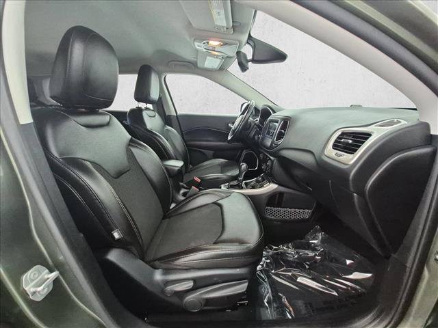 Used 2020 Jeep Compass Latitude AWD/4WD image 23