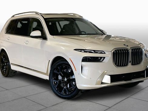 New 2026 BMW X7 xDrive40i image 2