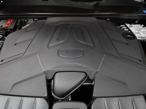 New 2025 Porsche Cayenne Coupe image 50