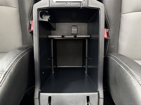 Certified 2022 Toyota 4Runner SR5 Premium w/ Moonroof Package image 33