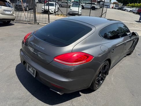 Used 2014 Porsche Panamera 4 AWD/4WD image 20