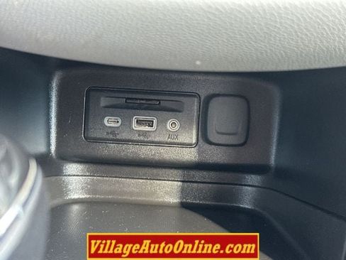 Used 2019 Chevrolet Equinox LT w/ LT True North Edition AWD/4WD image 24