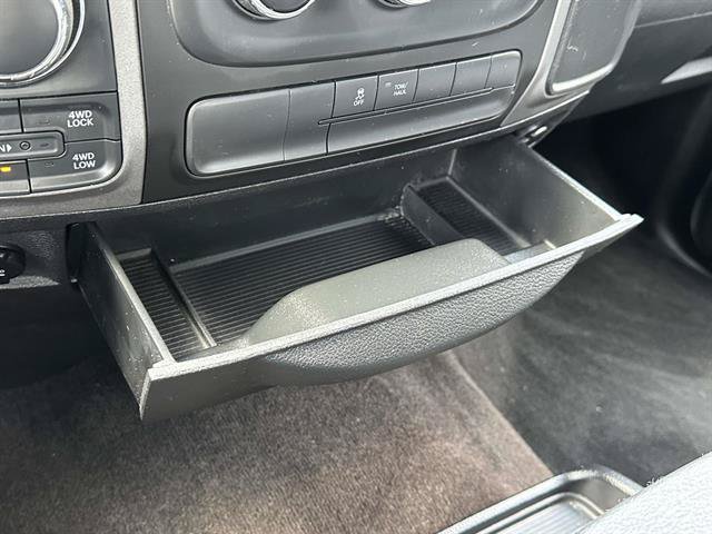 Used 2014 RAM 1500 Express AWD/4WD image 39