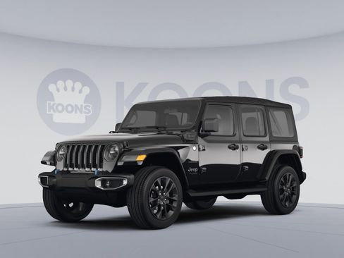 Used 2023 Jeep Wrangler Unlimited Sahara w/ Cold Weather Group AWD/4WD image 1