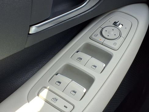 Used 2026 Hyundai Sonata SE FWD image 19