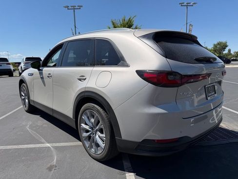 Used 2026 MAZDA CX-90 3.3 Turbo w/ Preferred Package AWD/4WD image 4
