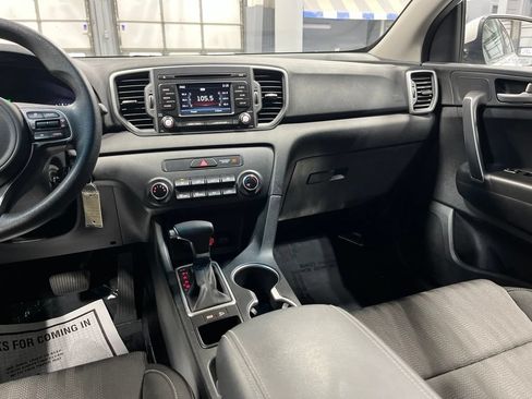 Used 2019 Kia Sportage LX FWD image 22