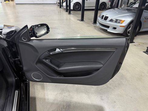 Used 2014 Audi RS 5 Cabriolet image 29