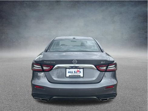 Used 2023 Nissan Maxima SV w/ Floor Mat Group FWD image 9