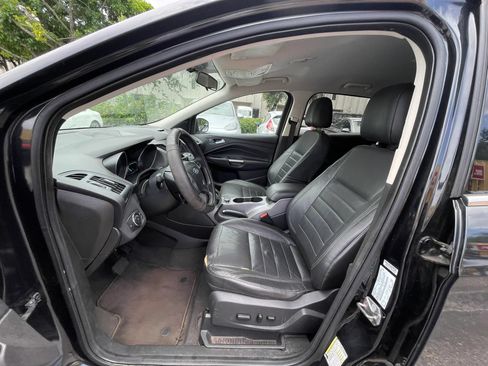 Used 2014 Ford Escape SE w/ Equipment Group 201A FWD image 26