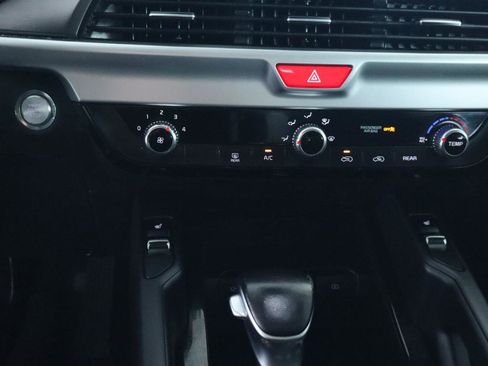 Used 2020 Kia Telluride S FWD image 21