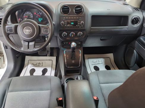 Used 2011 Jeep Compass Latitude AWD/4WD image 14