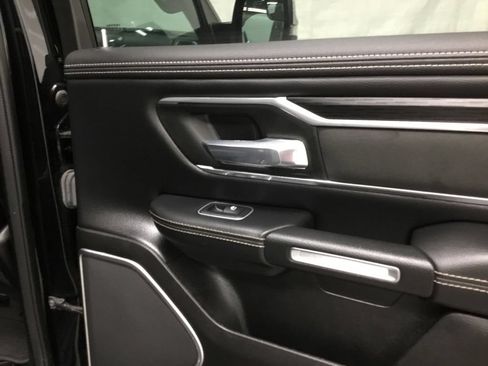 Used 2023 RAM 1500 Laramie AWD/4WD image 19
