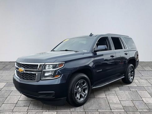 Used 2018 Chevrolet Tahoe LS image 3
