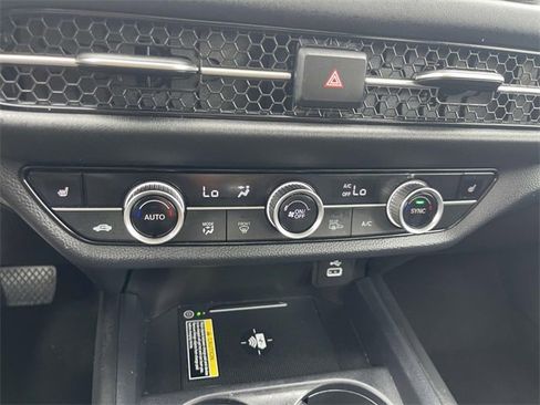Used 2023 Honda HR-V EX-L image 29